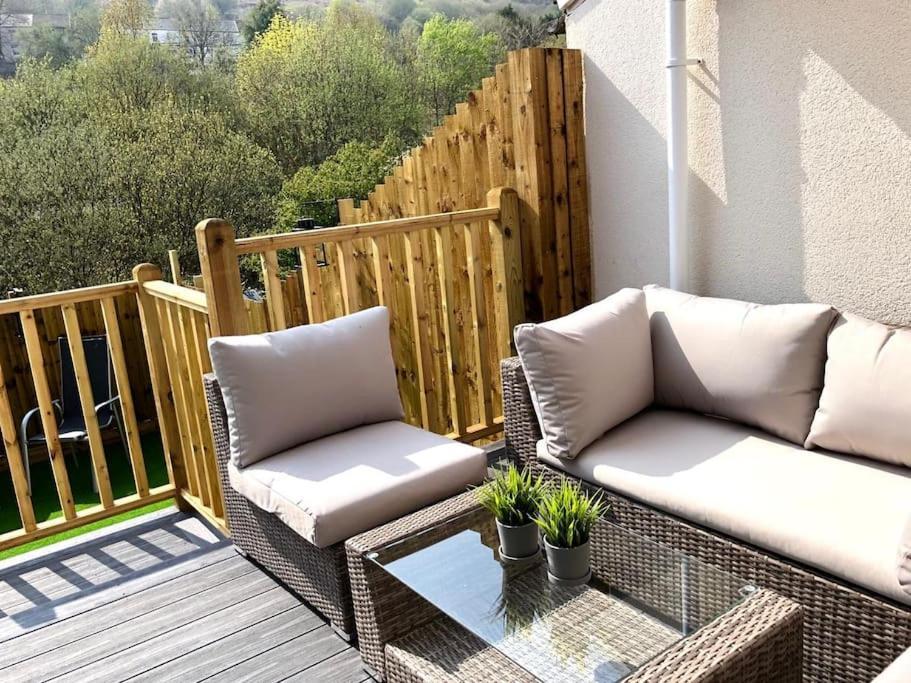 Rhondda Valleys With Breathtaking Riverside Views Llwynypia Екстериор снимка